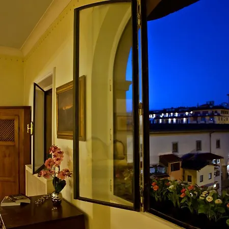 Appartement Ponte Vecchio Amazing View Florence